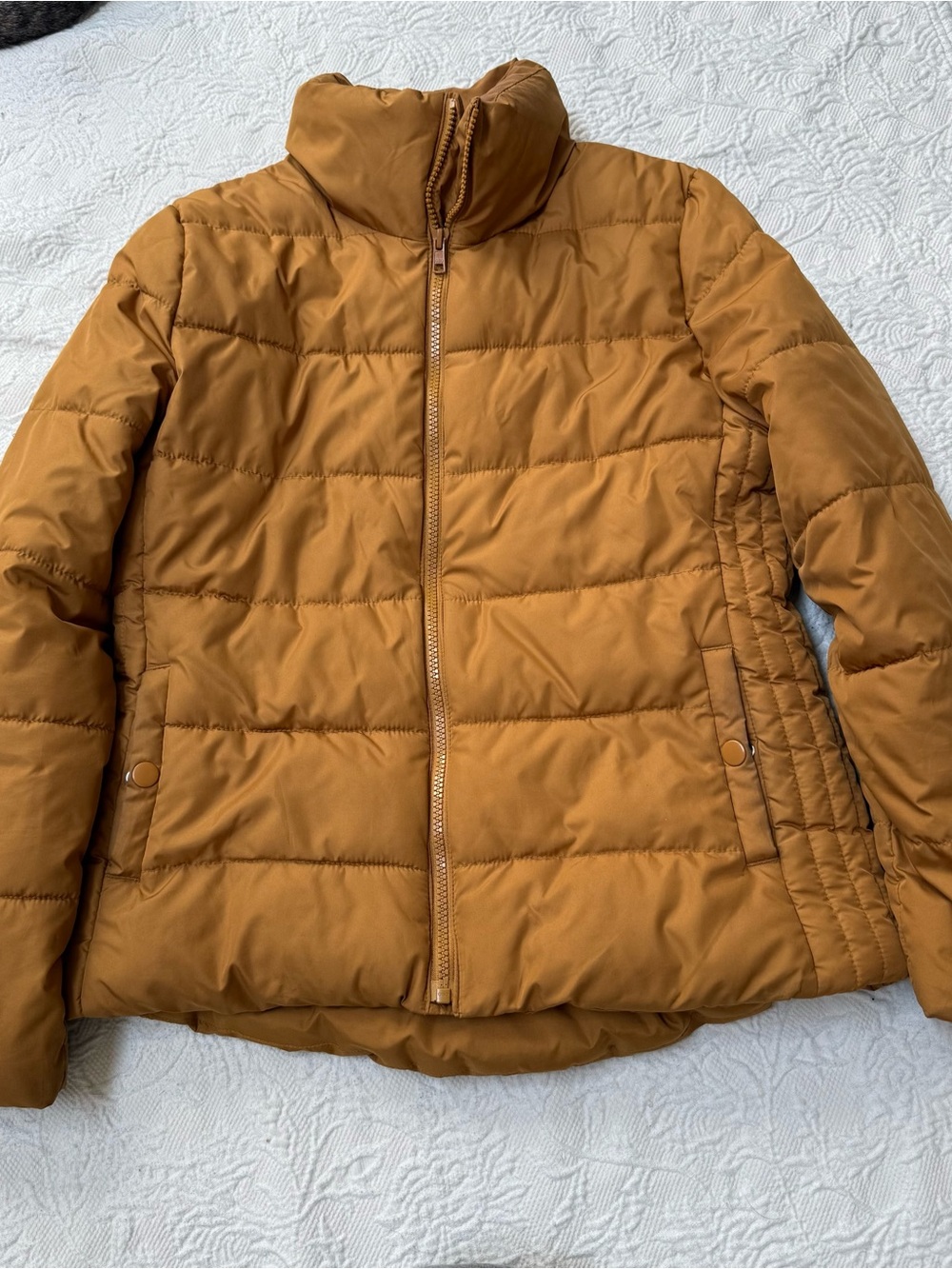Old Navy Quilted Puffer Jacket in Mustard Brown